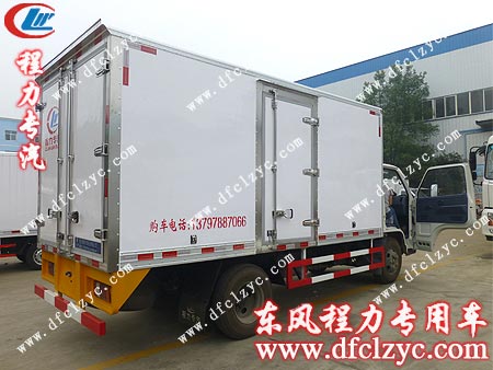 江鈴冷藏車開(kāi)側(cè)門效果圖
