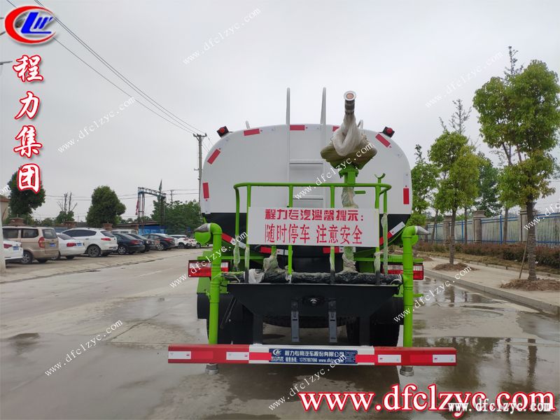 程力集團(tuán)東風(fēng)福瑞卡多功能綠化灑水車(chē) 程力集團(tuán)東風(fēng)福瑞卡多功能綠化灑水車(chē)